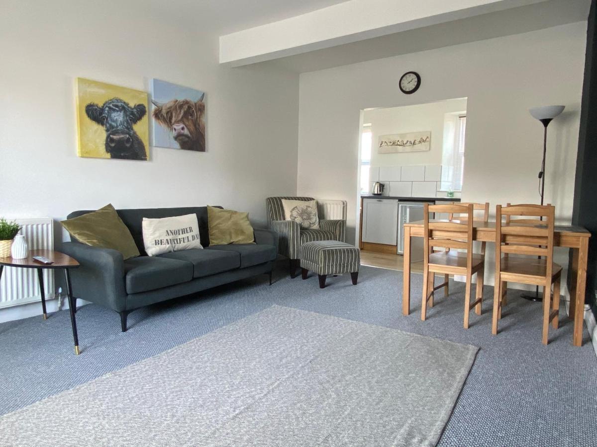 15 Queen Street, Flat 2 อัลเวอร์สตัน ภายนอก รูปภาพ
